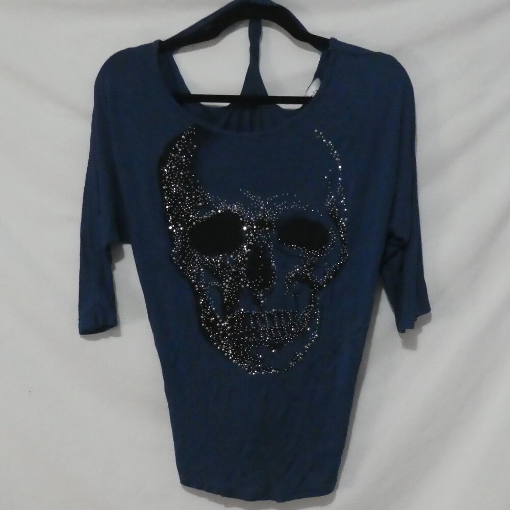 SPIN USA | xl - extra large | Navy Blue Shirt With Bold Skull Front Design